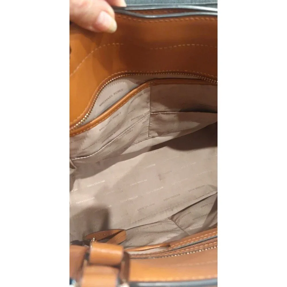 Michael Kors Mott Medium Leather Tote Acorn‎ with Gold Tone Hardware 16x12x6